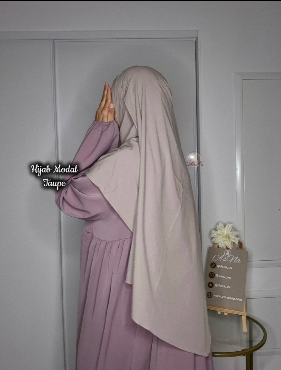 Hijab modal Larissa