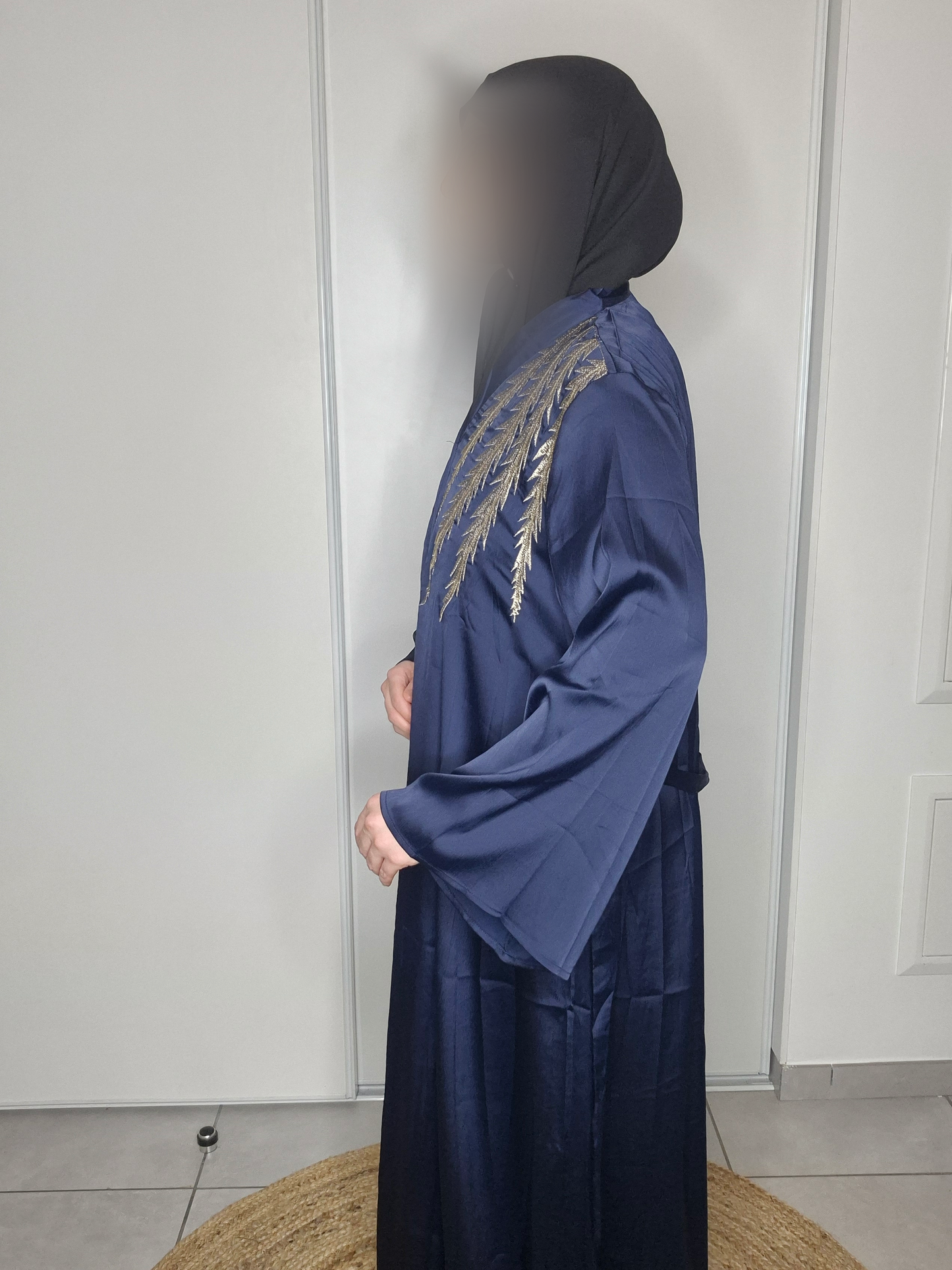 Abaya motif strass pailletée bleu marine