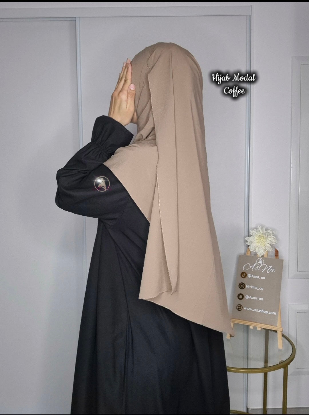 Hijab modal Larissa