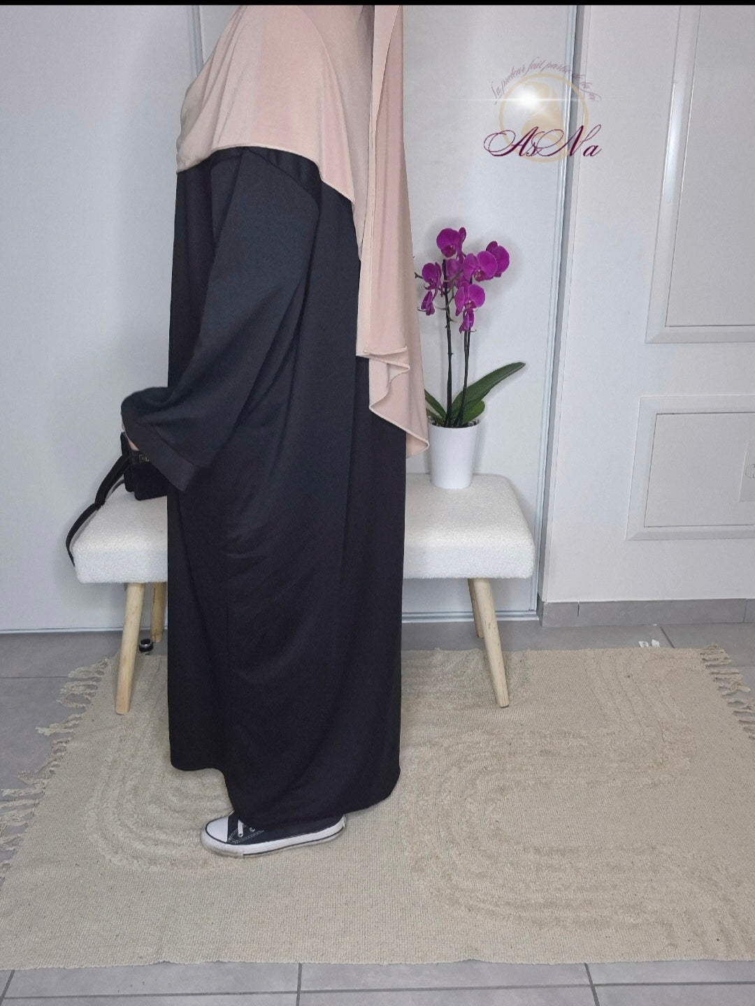 Abaya Yuna