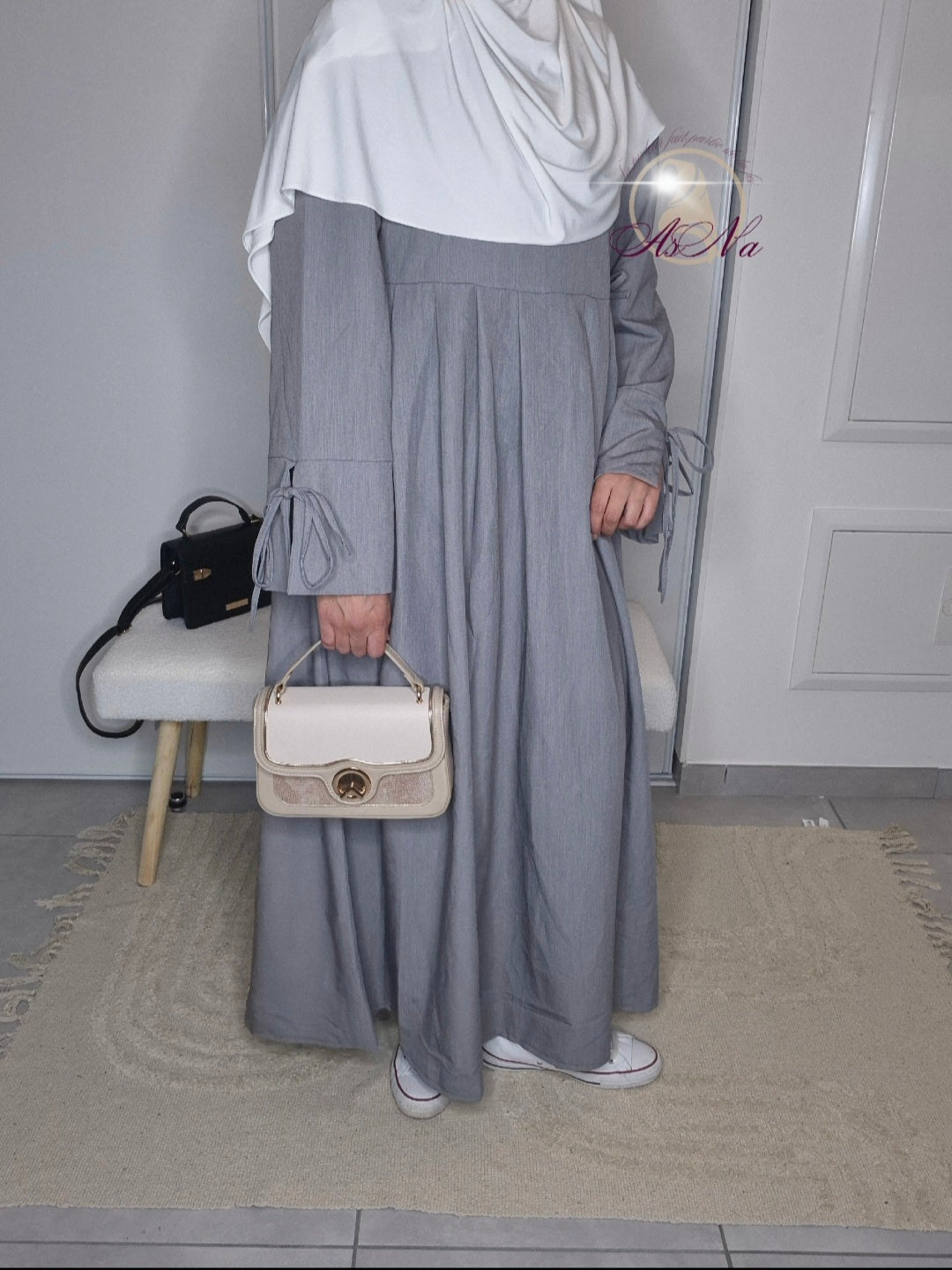 Abaya Amira