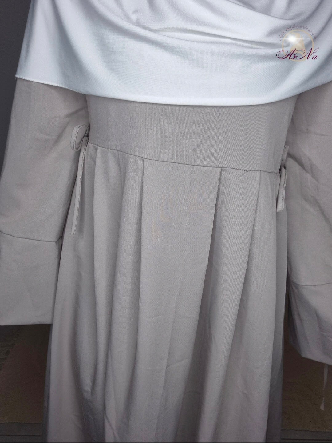 Abaya Amira