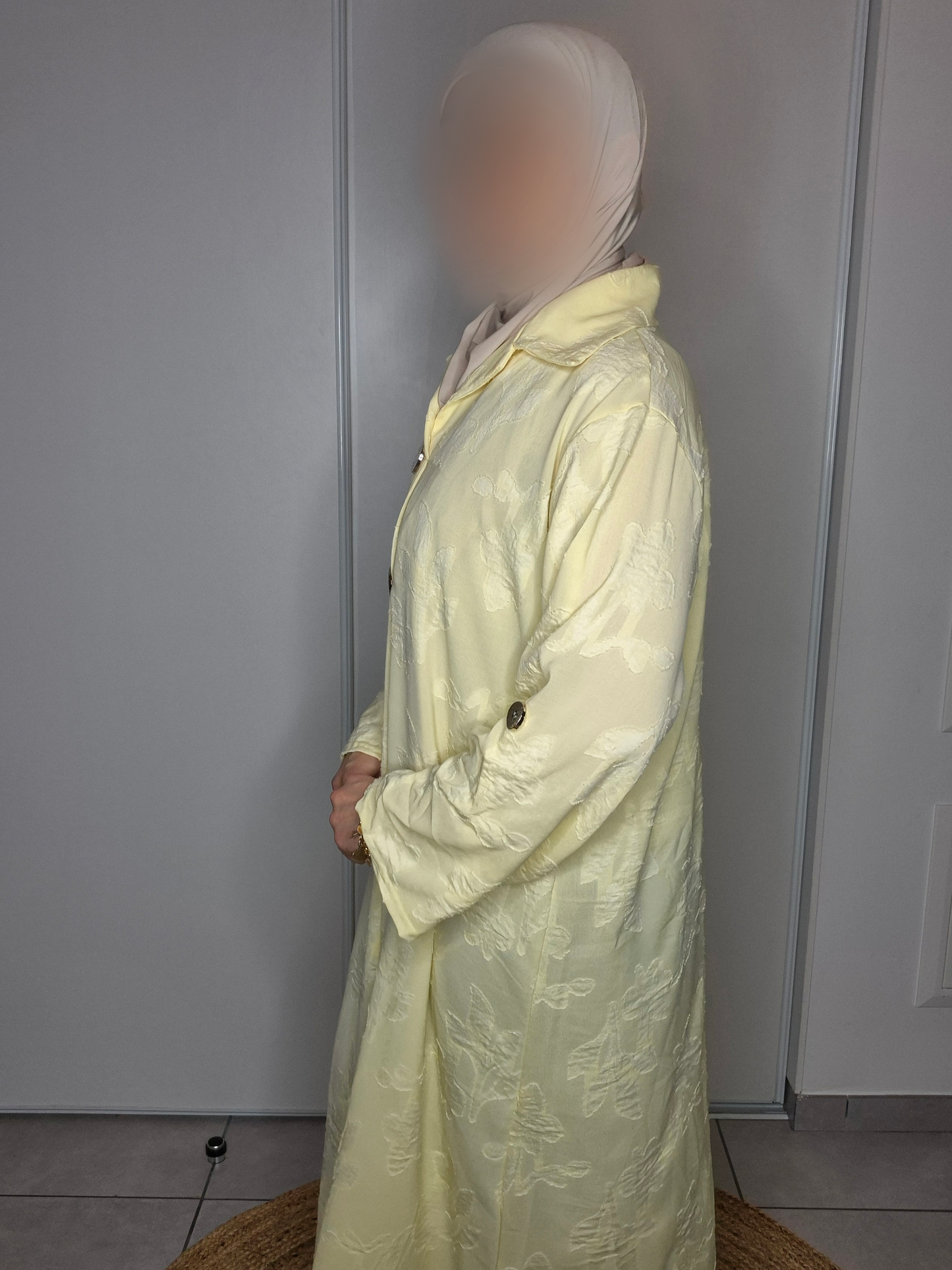 Robe boutons motifs florales