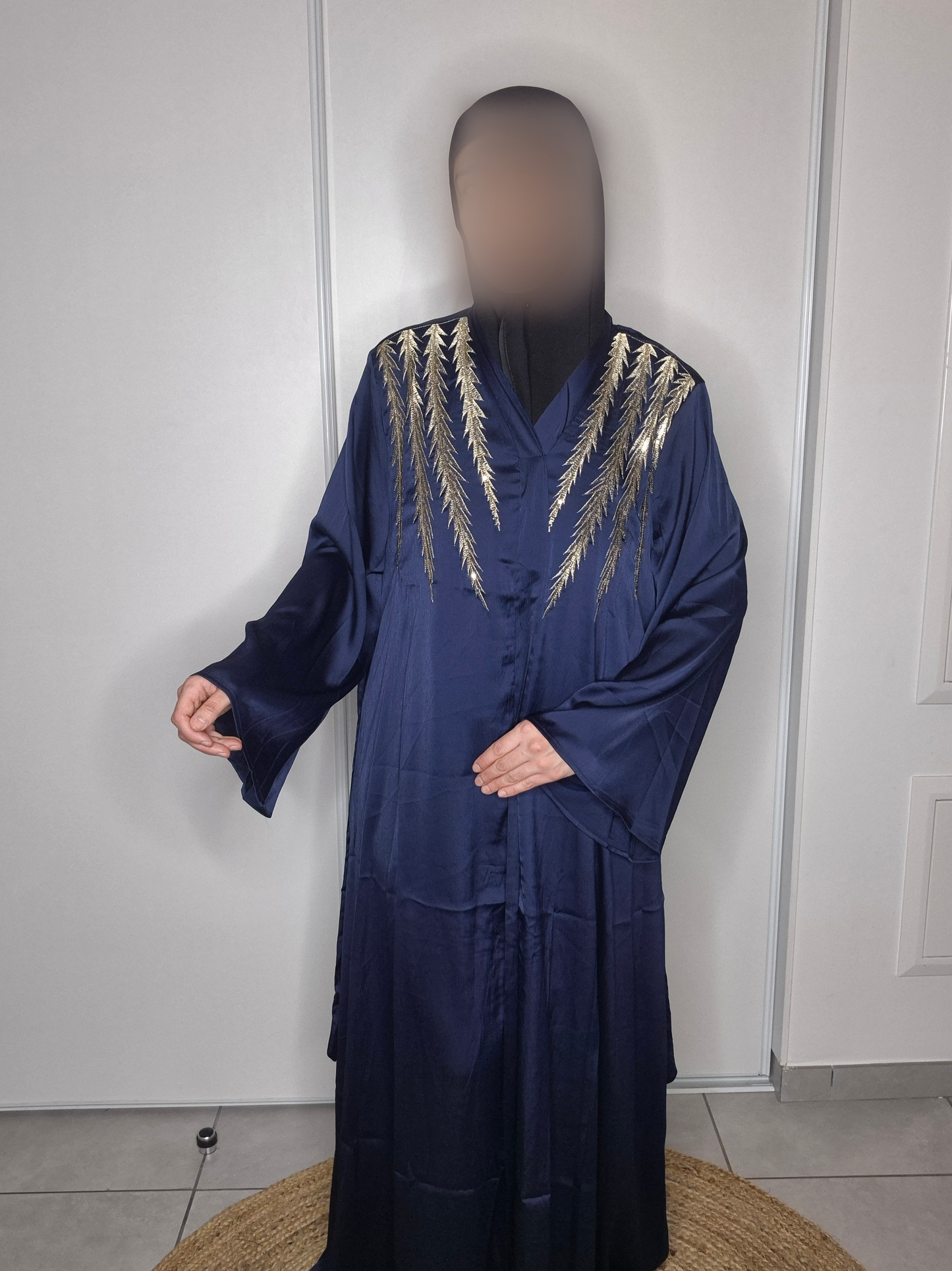 Abaya motif strass pailletée bleu marine